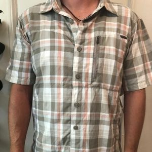 BNWT Columbia checkered Shirt